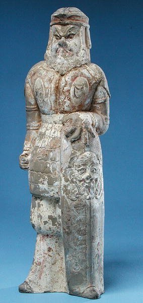 Statuett av en barbarisk kriger, Tang-dynastiet (618-907) av Chinese School Chinese School