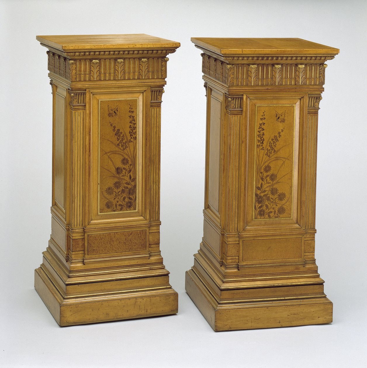 Sokkel av Christian and Gustave  Herter