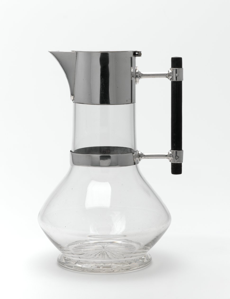 Kanne (glass, sølv og teak) av Christopher Dresser