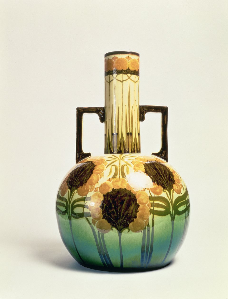 Vase, dekorert av Clarissa Ault, ca. 1890 av Christopher Dresser