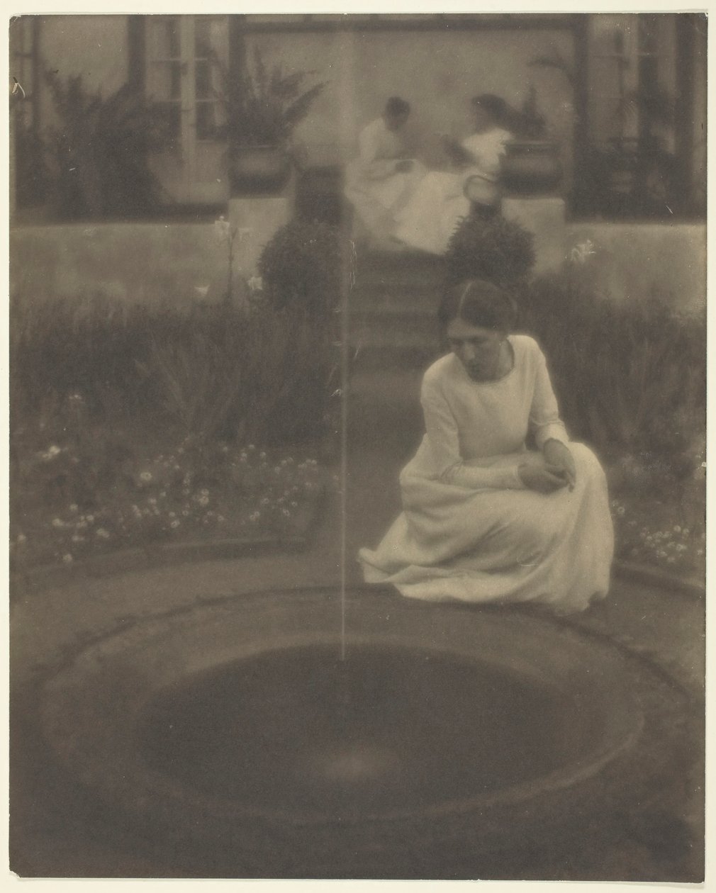 Fontenen, 19051906. av Clarence H White