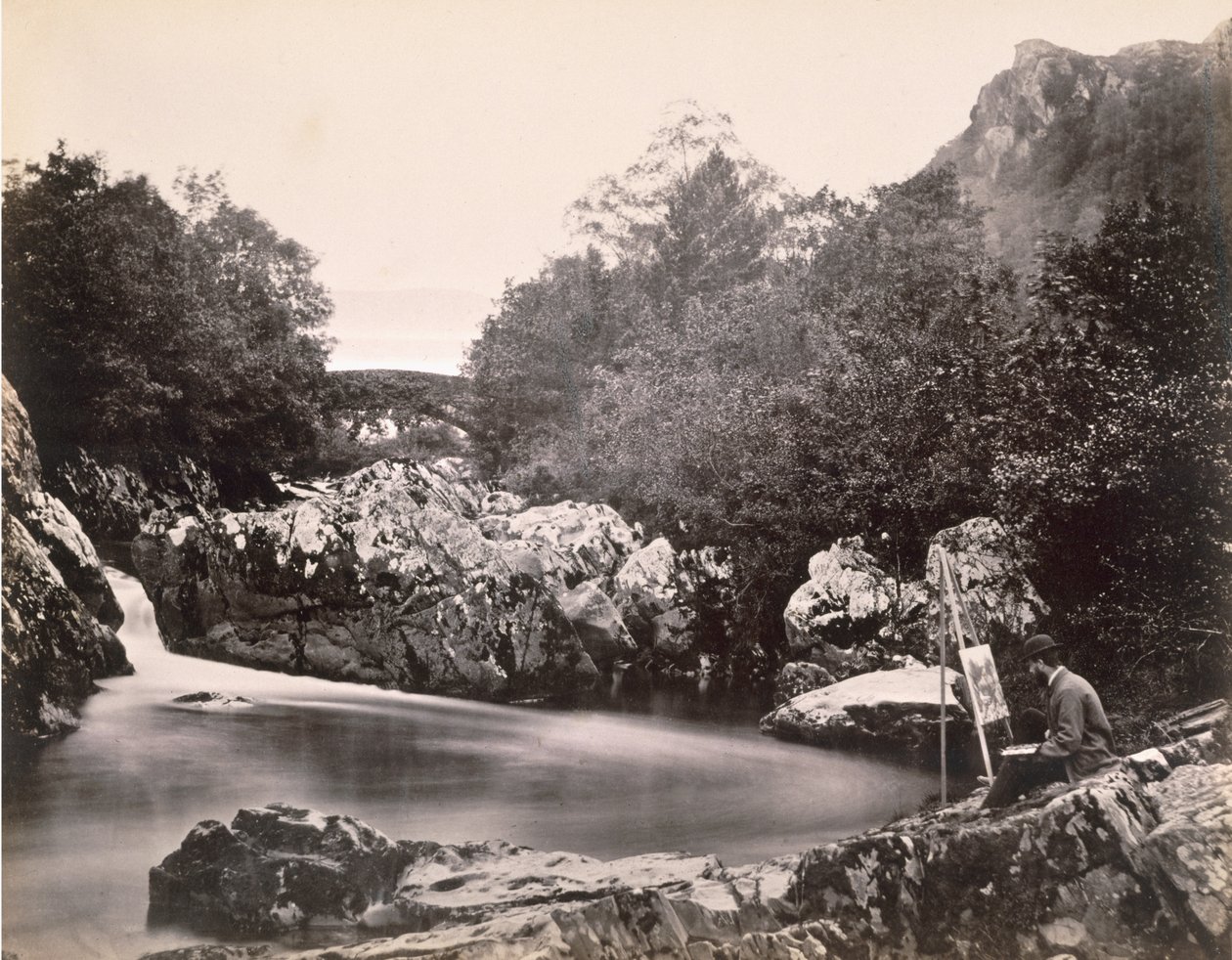 The Lledr Bridge, nær Bettws-y-coed (albumintrykk fra vått kollosjonsnegativ) av Clarence Henry White