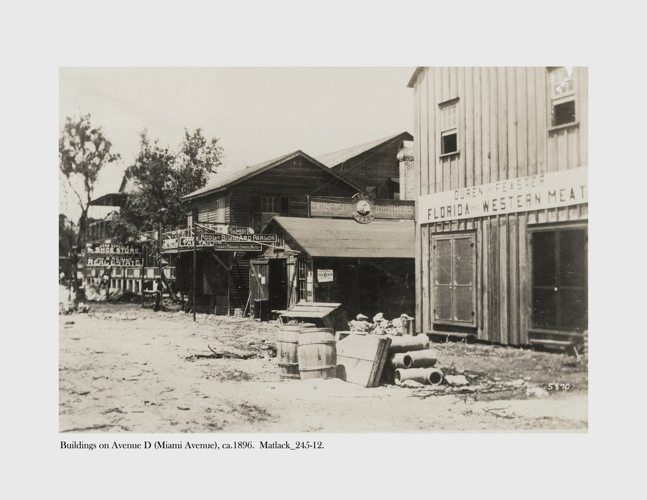 Bygninger på Avenue D (Miami Avenue), ca. 1896 av Claude C. Matlack