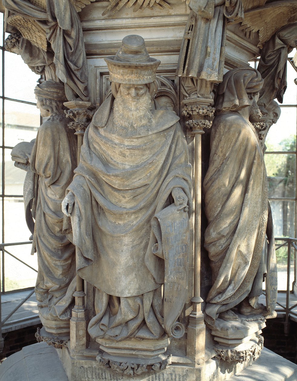 Sakarja. Basen til Moses-brønnen (skulptur) av Claus Sluter