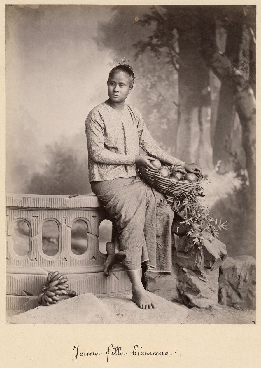 Ung burmesisk jente, ca. 1880 (albumintrykk fra et glassnegativ) av Colin Roderick Murray