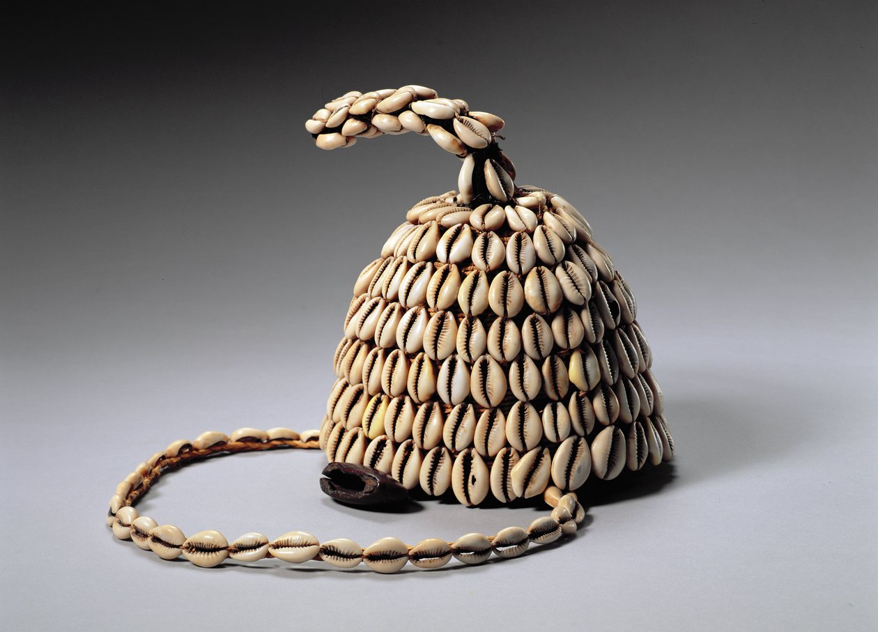 Hat (skjell og bein) (se også 181647) av Congolese