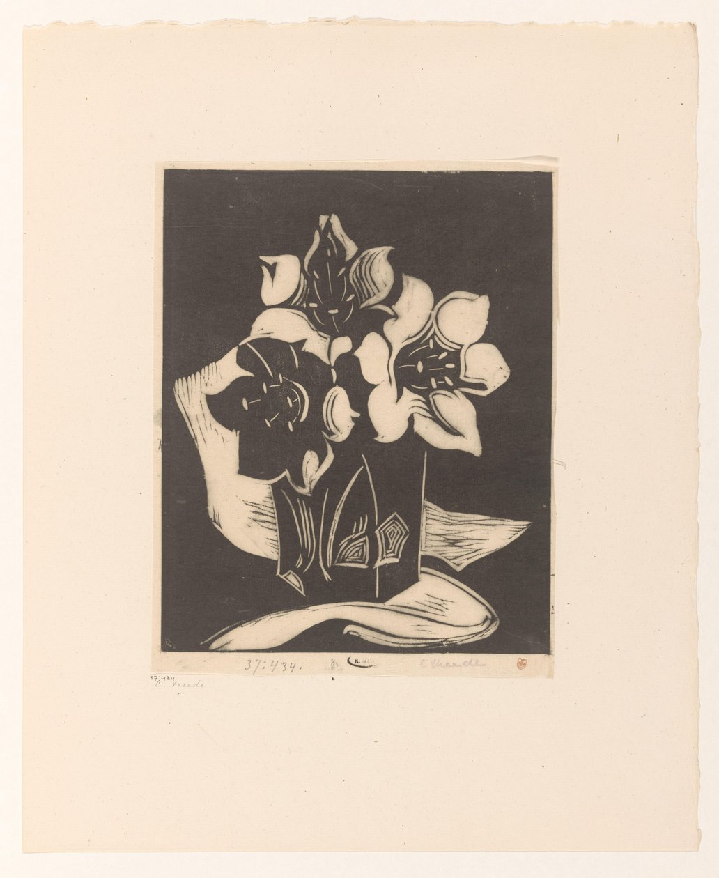 Vase med blomster av Cornelia Vreede (signed by artist)