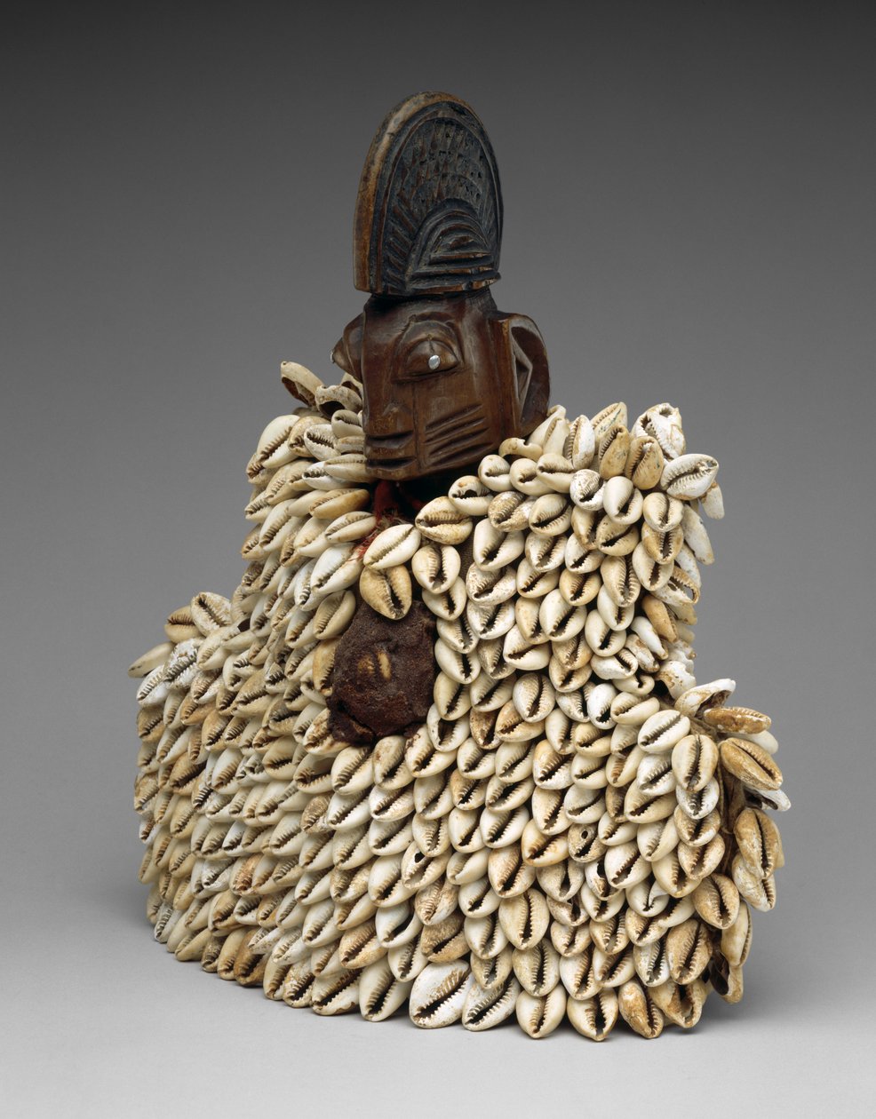 Tvillingfigur (ere ibeji) med plagg av Yoruba Culture