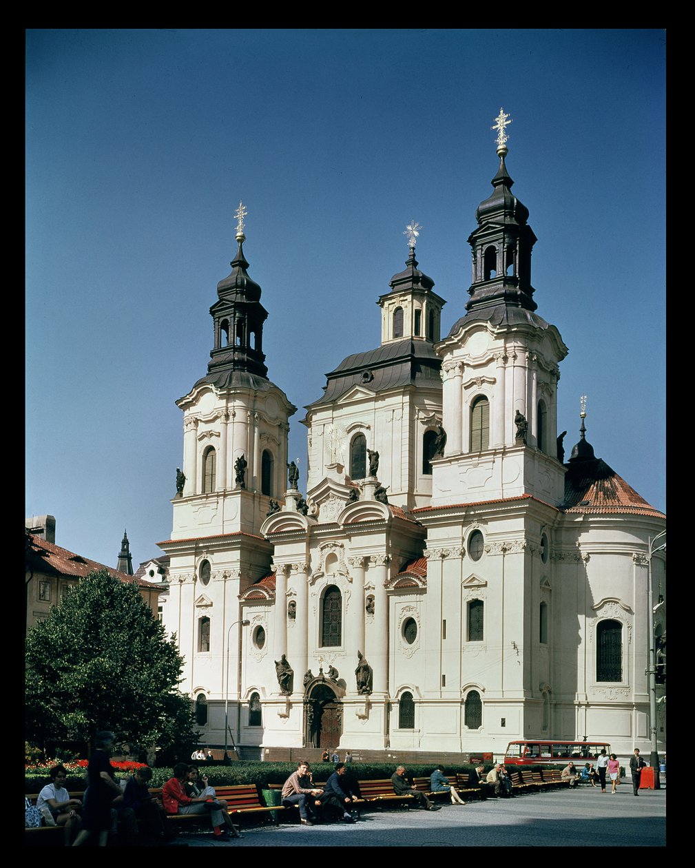 St. Nicholas-kirken, bygget 1703-61 av Czech School
