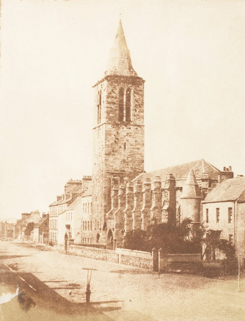 St. Andrews. College Church of St. Salvator, 1843-47. Skapere: David Octavius Hill, Robert Adamson, Hill & Adamson. av Hill and Adamson