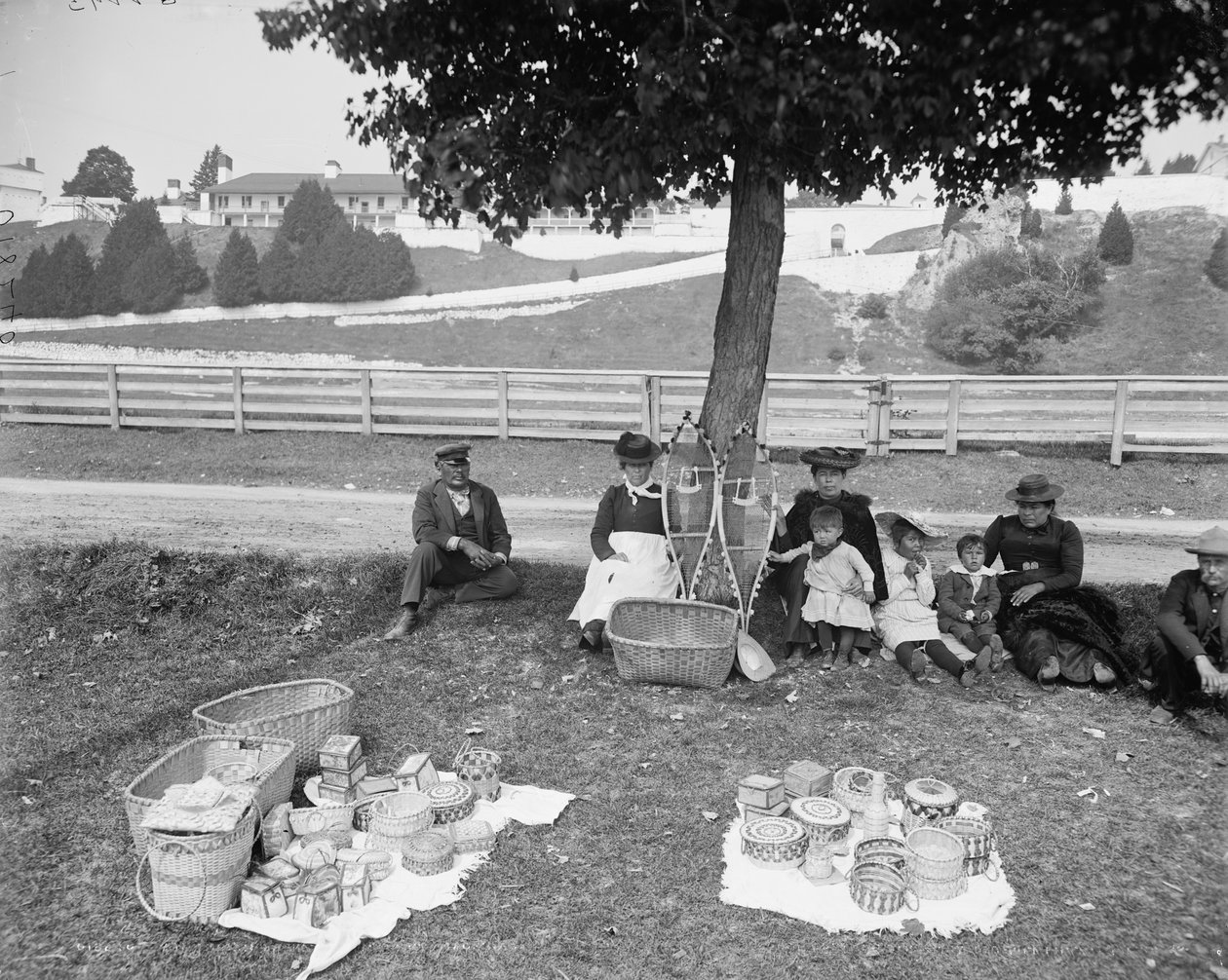 Indisk kurvmarked, Mackinac, ca. 1905 av Detroit Publishing Co.