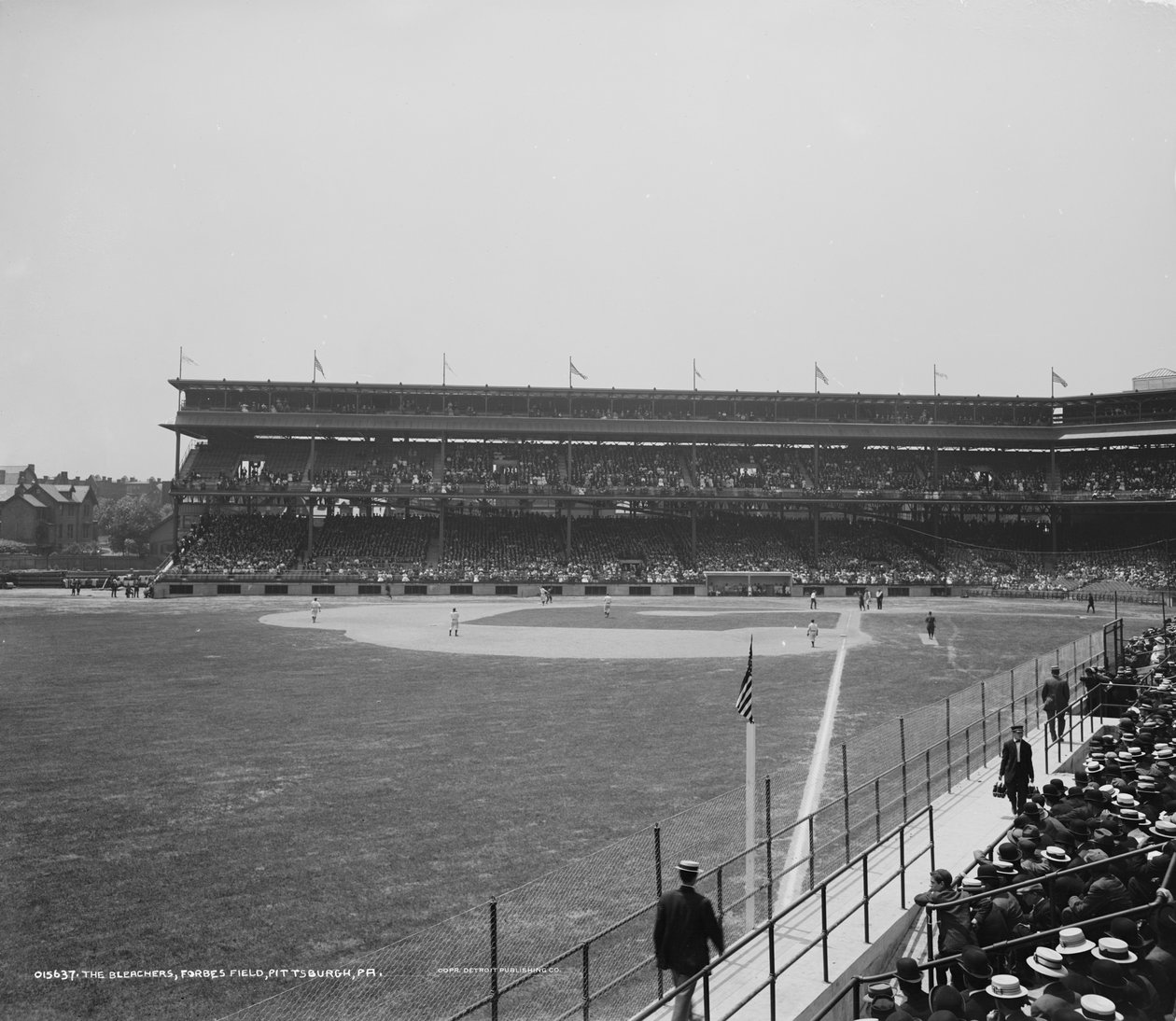 The Bleachers, Forbes Field, Pittsburgh, Pennsylvania, ca. 1900-15 av Detroit Publishing Co.