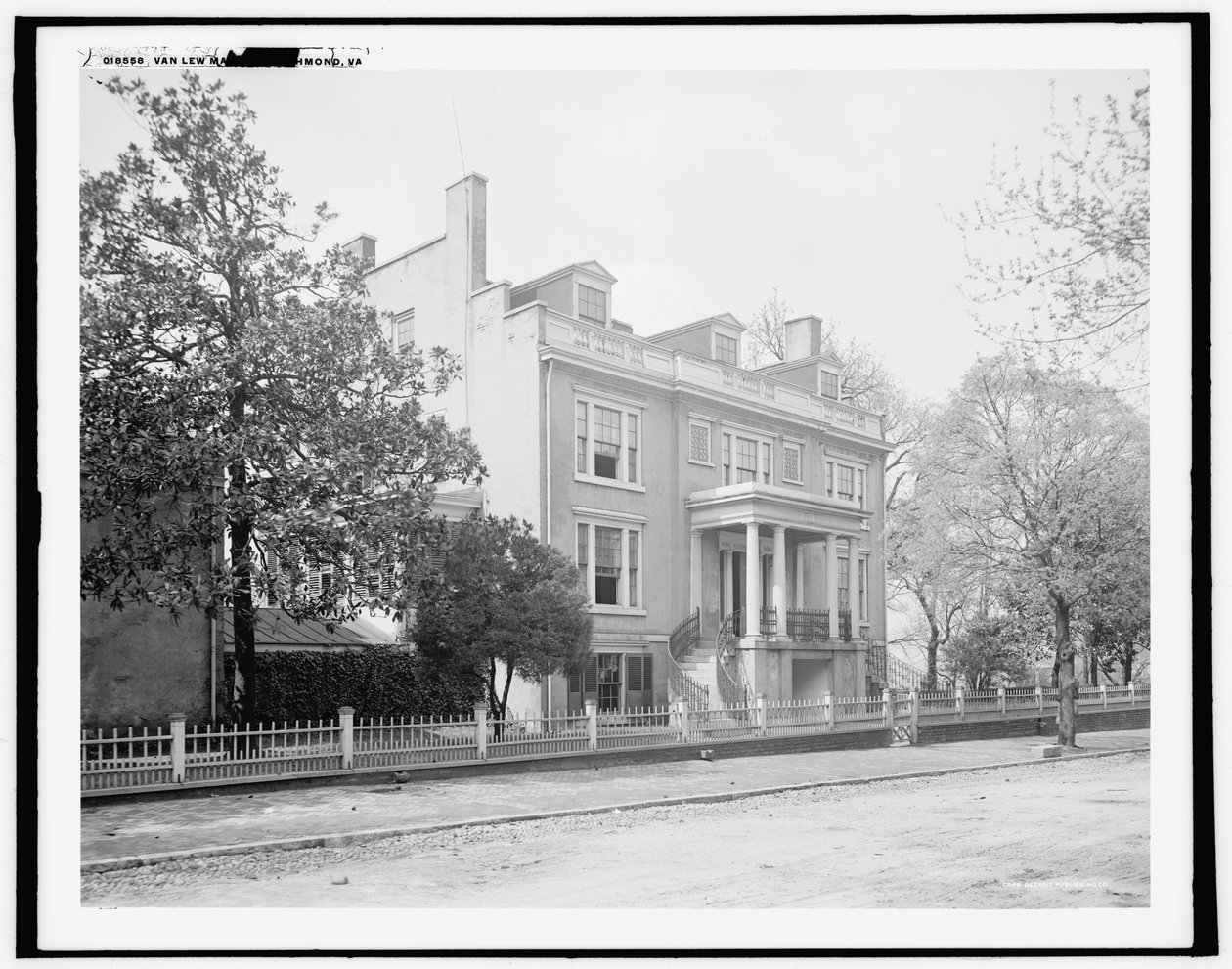 Elizabeth Van Lew herskapshus, Richmond, VA, før 1911 (s/hvitt-bilde) av Detroit Publishing Co.