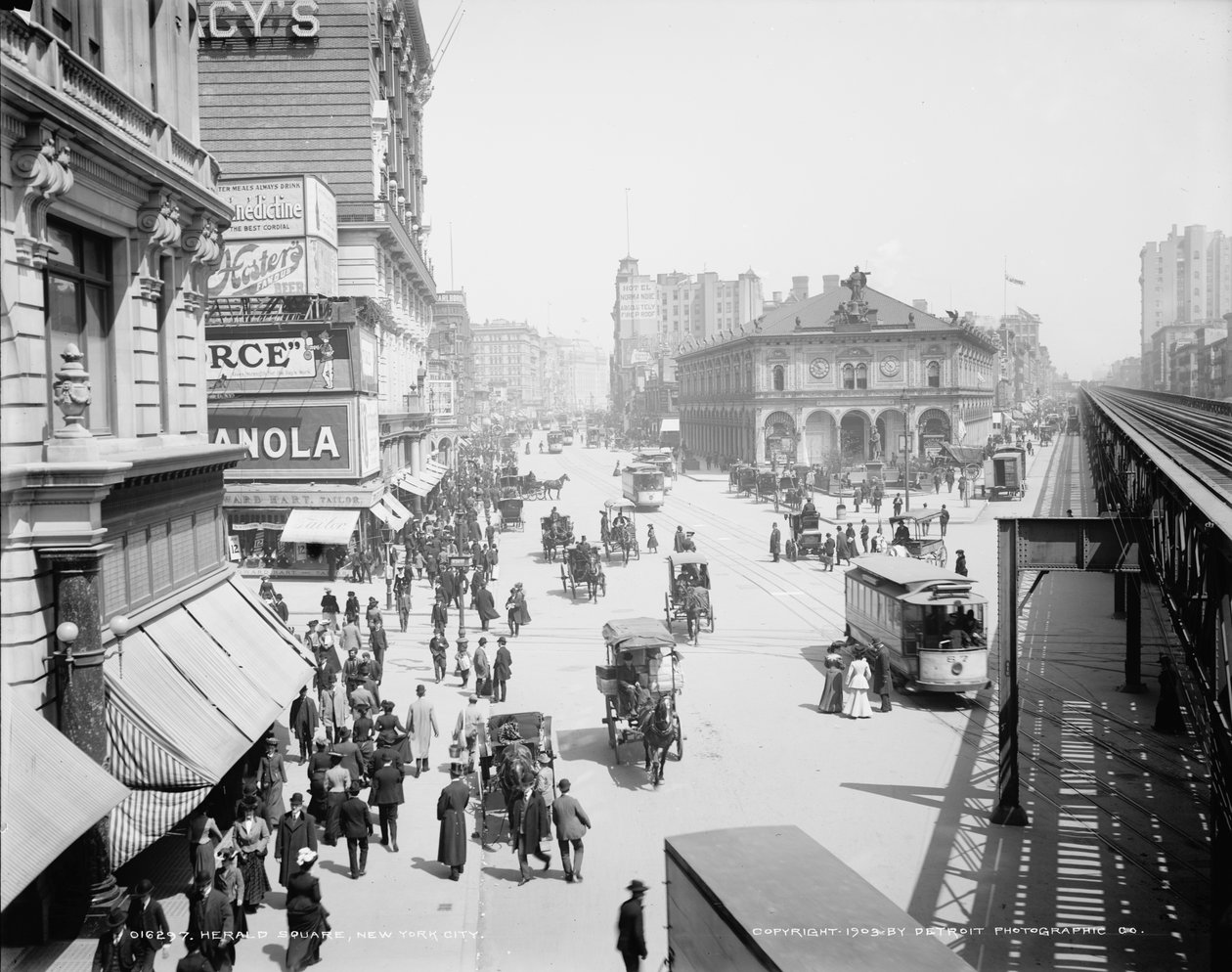 Herald Square, New York, ca. 1904 (s/hvitt-bilde) av Detroit Publishing Co.