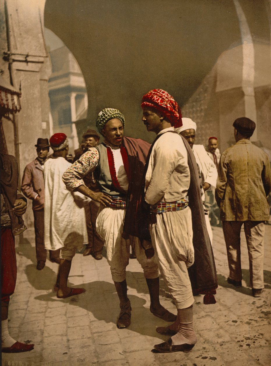 Turbannede menn i Tunis, ca. 1899 (fotokrom) av Detroit Publishing Co.