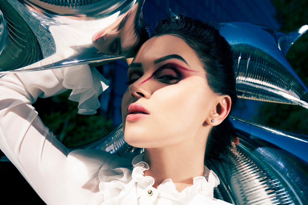  av Diana Gomez