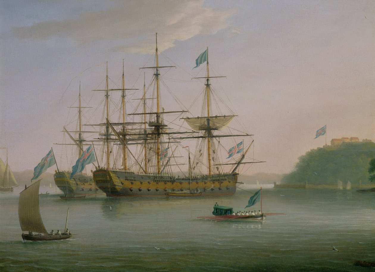 To britiske krigsmenn fortøyd under Mount Edgecombe, Plymouth med admiralens lekter tilbake til land av Dominic Serres