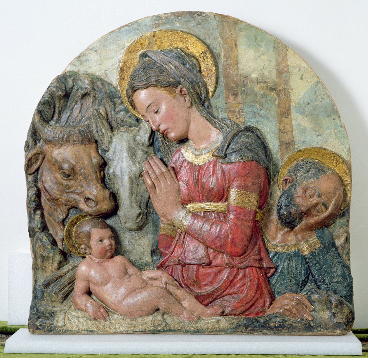 Fødselen, ca. 1460 av Donatello