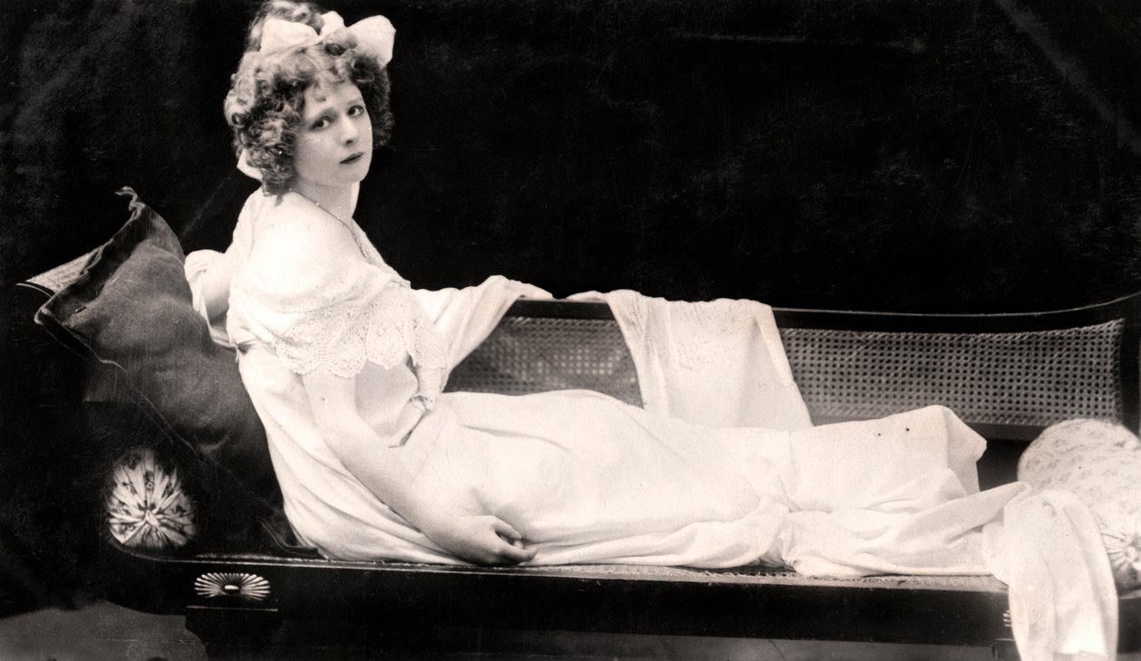 Mabel Love 1874-1953, engelsk skuespiller og danser, tidlig på 1900-tallet. av Dover Street Studios