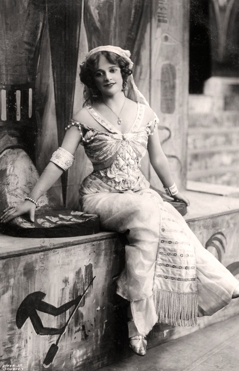Madge Vincent, sanger og skuespiller, 1900-tallet. av Dover Street Studios