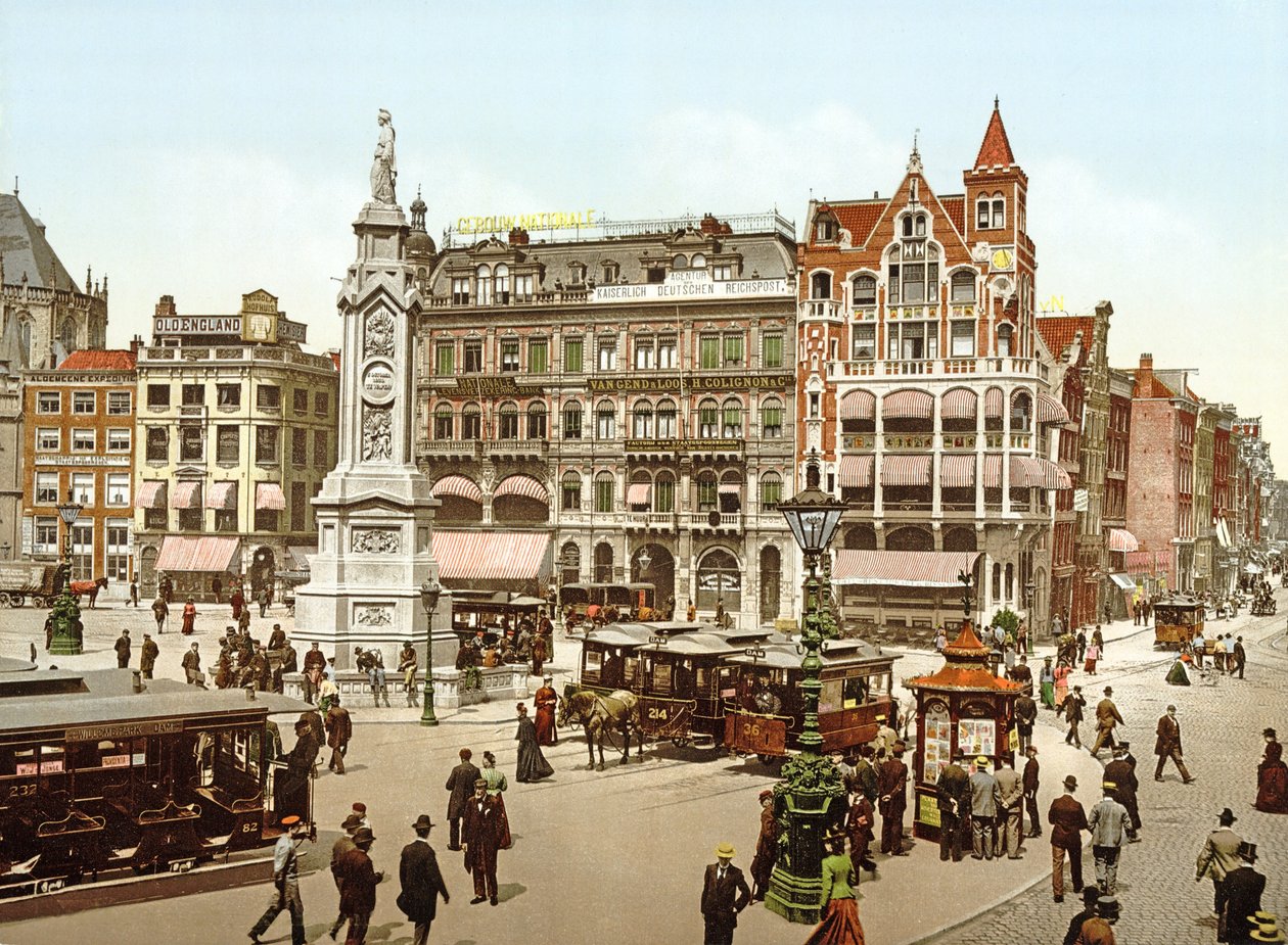 Utsikt over Dam-plassen i Amsterdam, 1890-1900 av Dutch Photographer