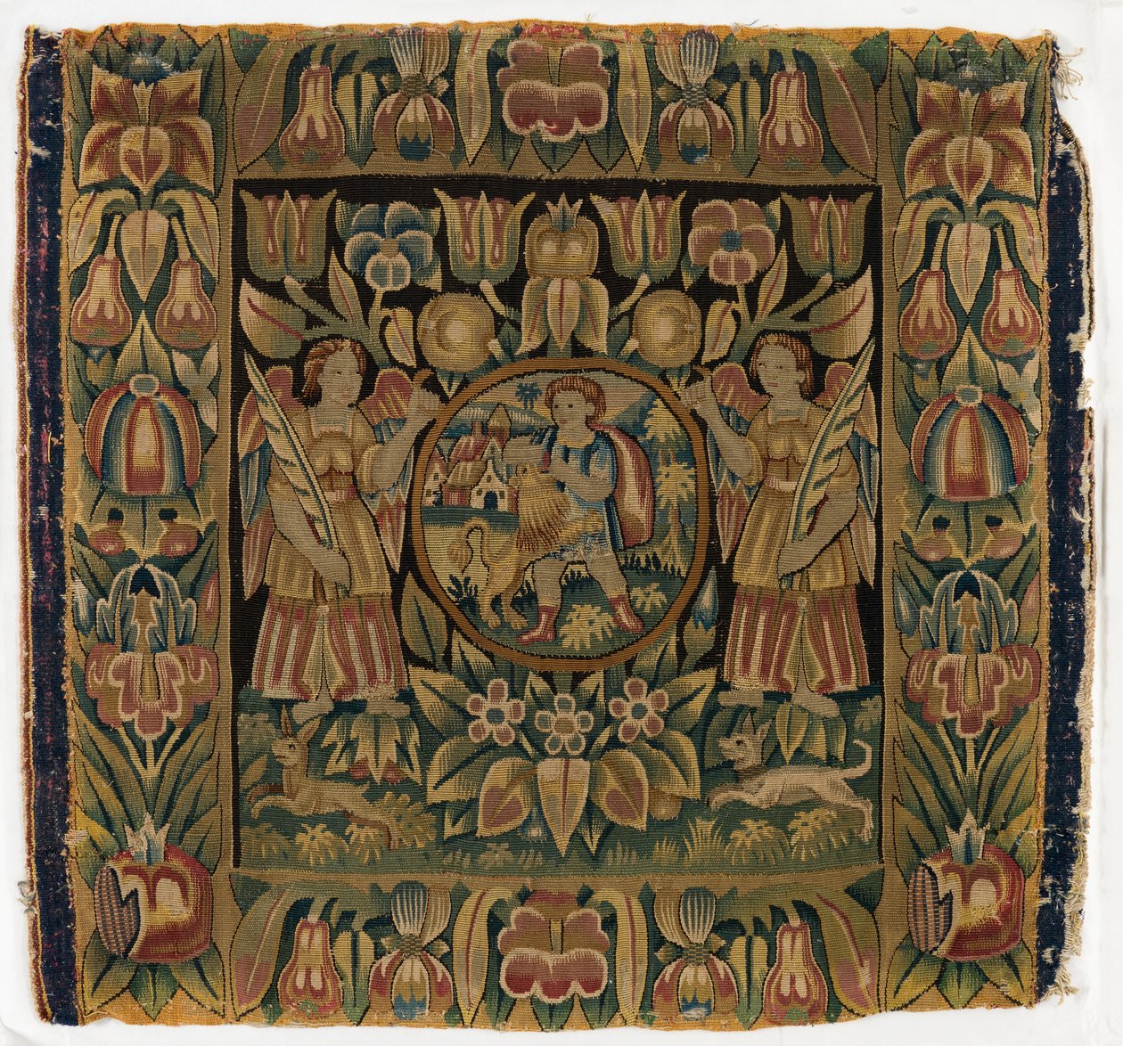 Tapestry, Samson and the Lion i rundell opphengt av to engler, laget i Amsterdam, Holland eller Hamburg, Tyskland, tidlig på 1600-tallet (ull) av Dutch School