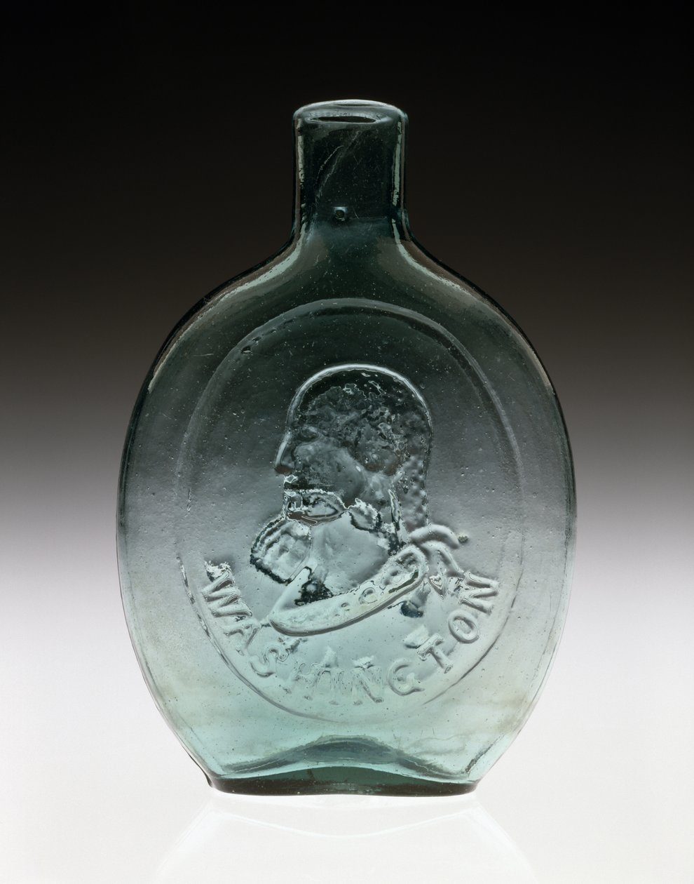 Figurkolbe, ca. 1847 (ikke-bly glass) av Dyottville Glass Works