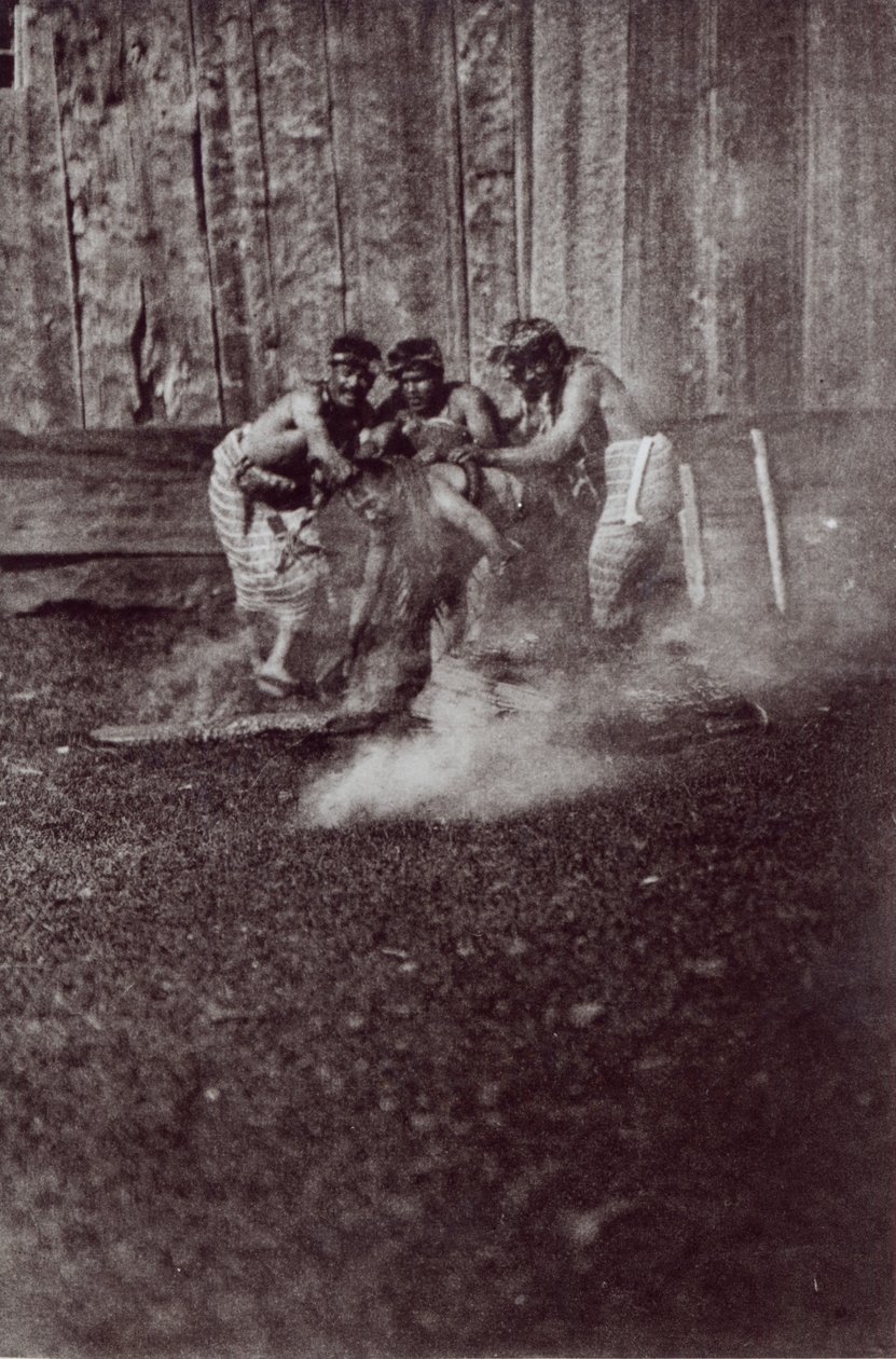 Nunhltstistlahl Qagyval, et ritual av de amerikanske indianerne, 1914 (bw-bilde) av E.J. Curtis
