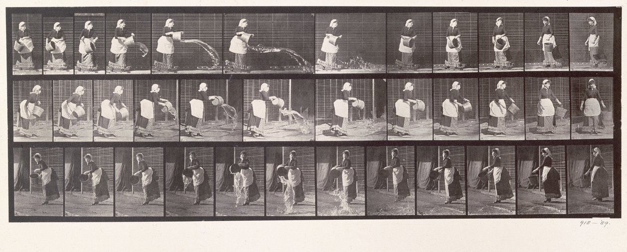 Hushjelp kaster en bøtte med vann, plate 404 fra 