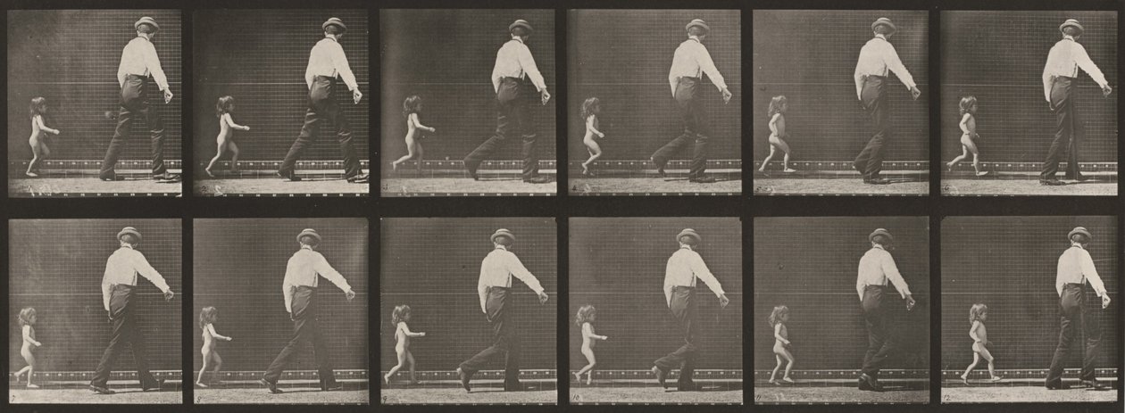 Plate nummer 470. Barn som løper etter en mann av Eadweard Muybridge