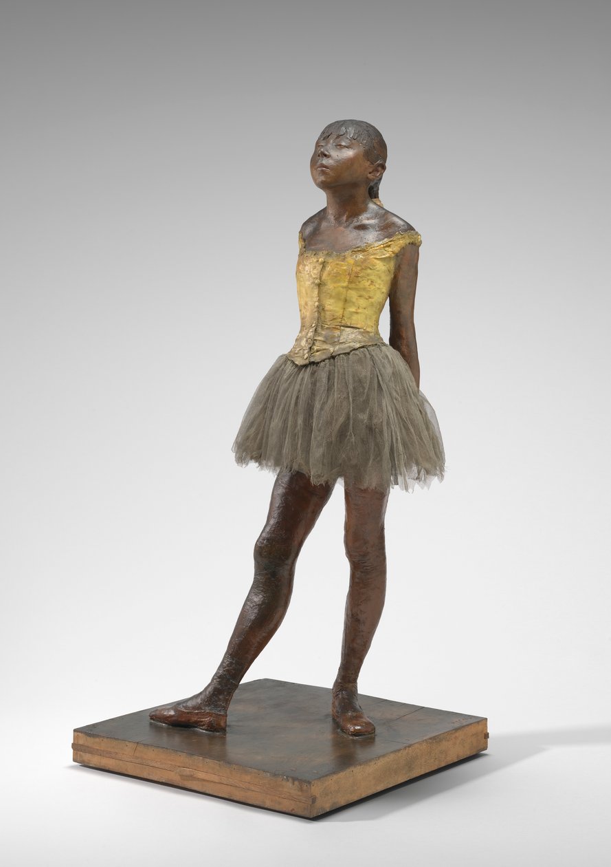 Lille danser 14 år, ca. 1878-81 (malt gips, stoff, metallarmatur, på gipsbase) av Edgar Degas
