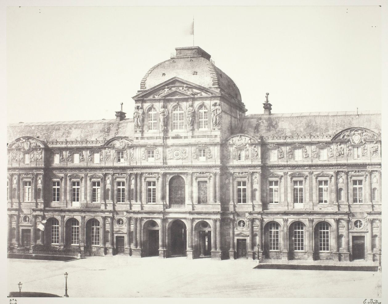 Louvre: Klokkepaviljongen av Édouard Baldus