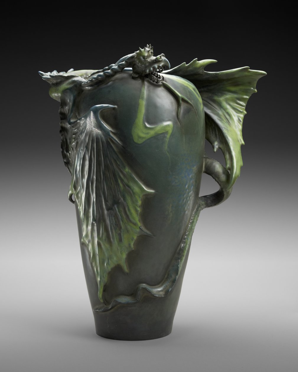 "Dragon" Vase, Riessner, Stellmacher & Kessel, ca. 1900 (keramikk) av Edouard Stellmacher