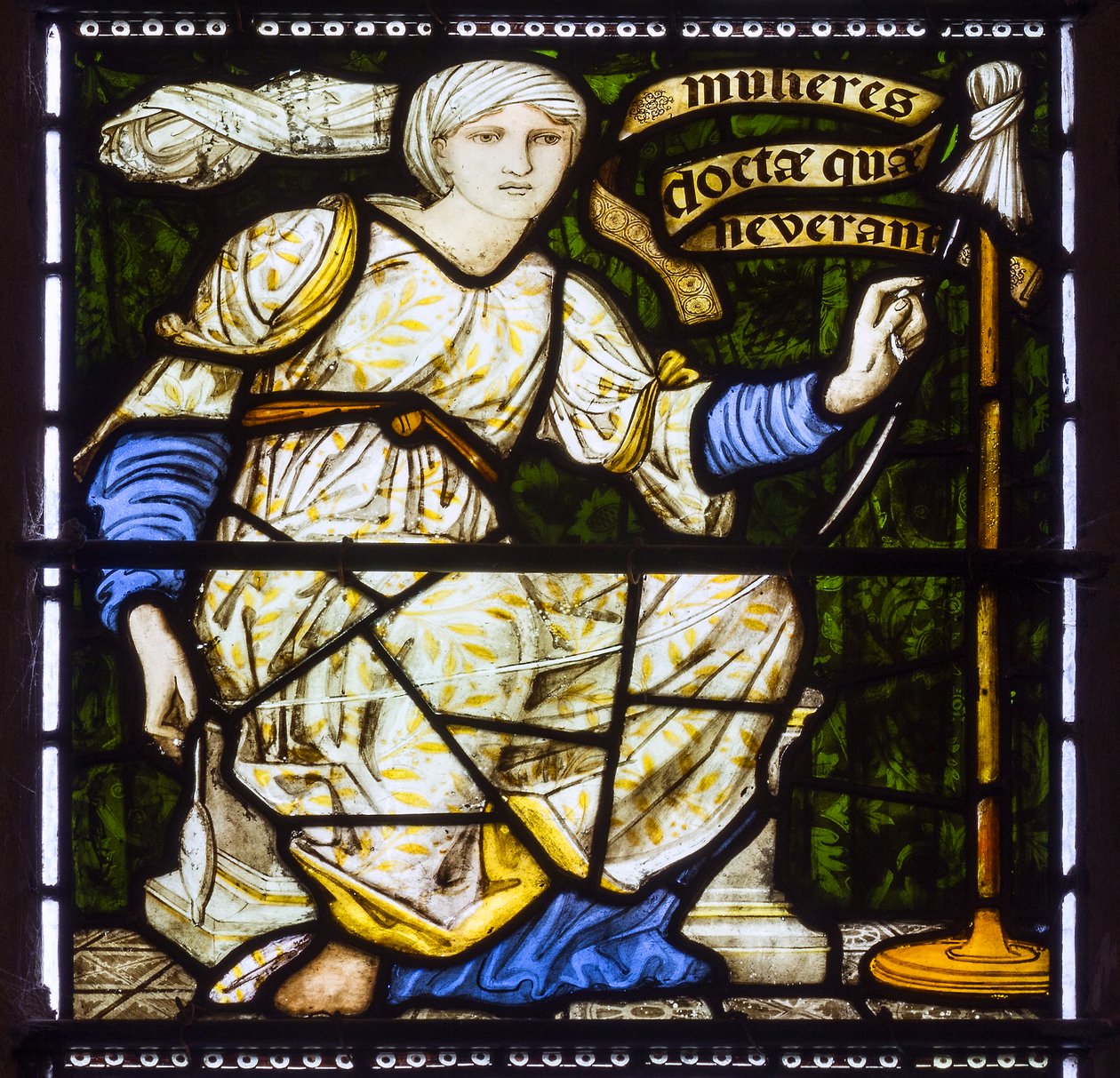 Paisley Abbey, Morris & Co., Edward Burne-Jones, The Virtuous Woman, She Layeth Her Hand To The Spindle, 1874 av Edward Burne Jones