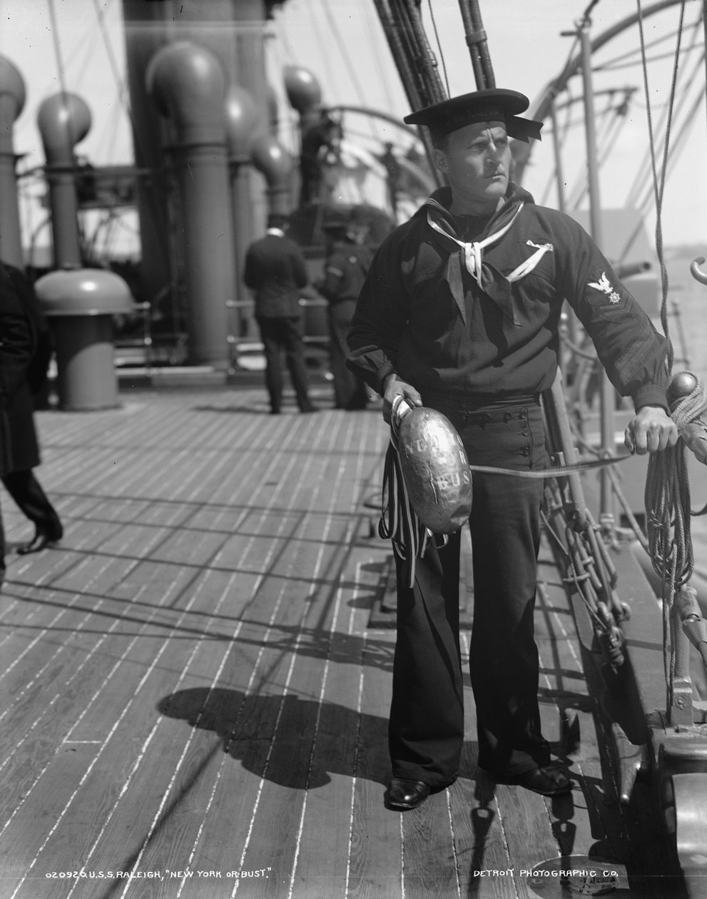 USS Raleigh, New York eller byste, 1894-1901 av Edward H. Hart