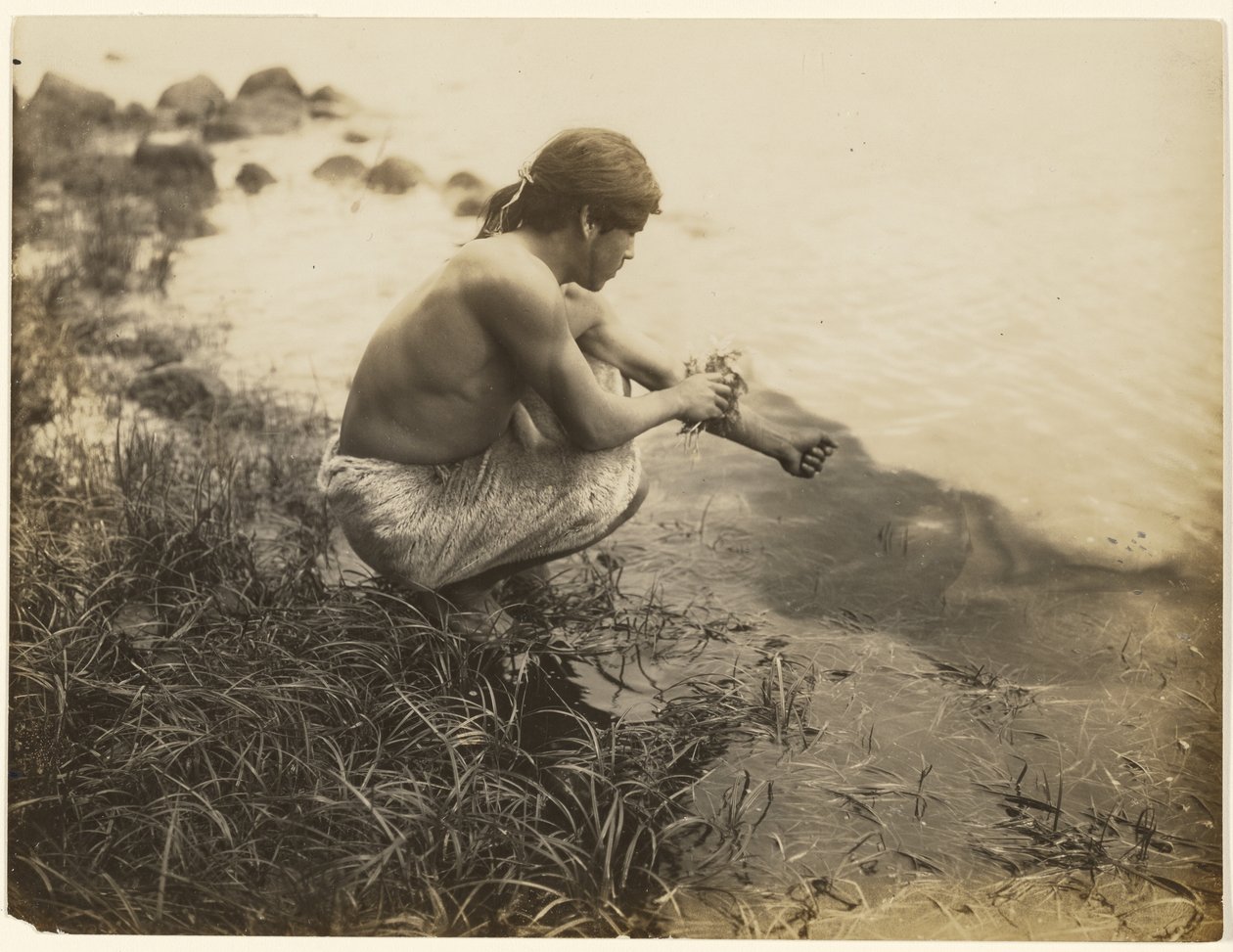 [Jeg vil bade kroppen min - jeg vil rense den for det urene] av Edward S. Curtis