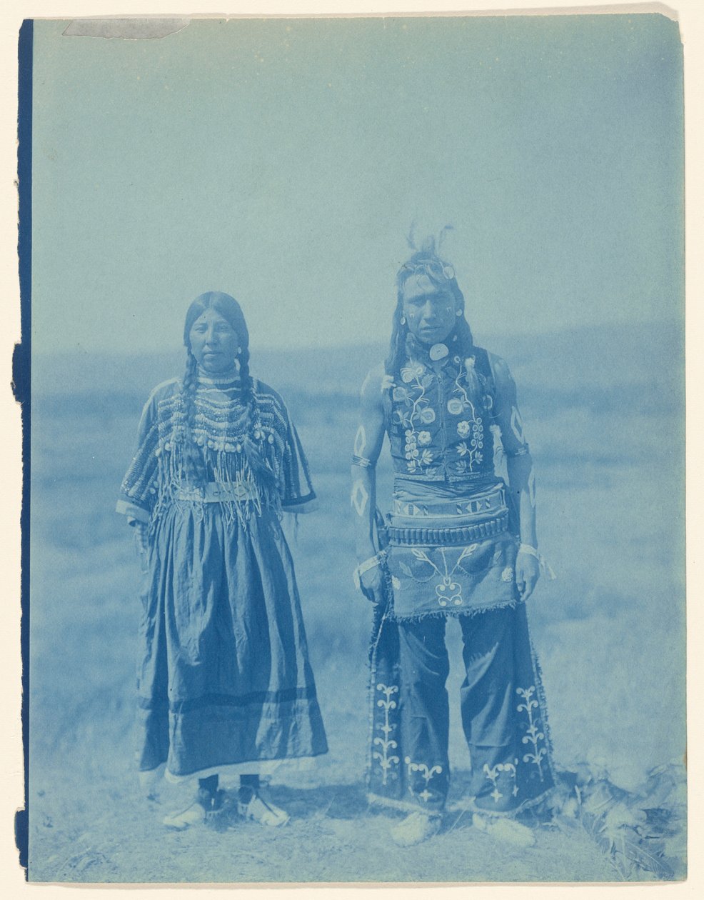 Piegan Mann und Frau av Edward S. Curtis