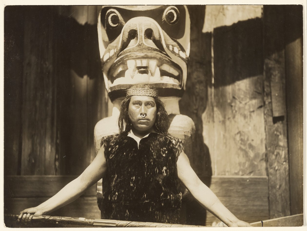 [Waket, den store krigshøvdingen] av Edward S. Curtis
