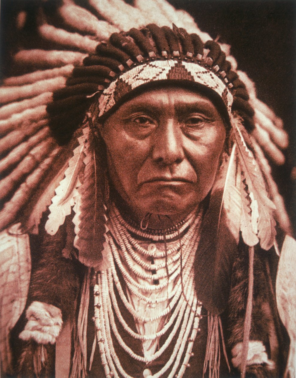 Høvding Joseph (1840–1904) ca. 1903 (s/hvitt-bilde) av Edward Sheriff Curtis