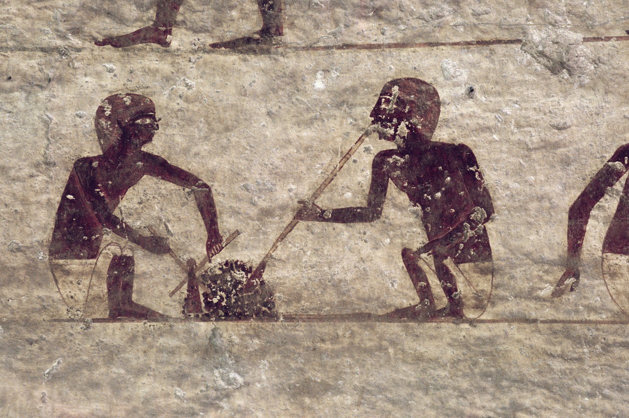 Glassblåsere, detalj fra et gravmaleri, egyptisk, Old to Middle Kingdom (malt kalkstein) av Egyptian