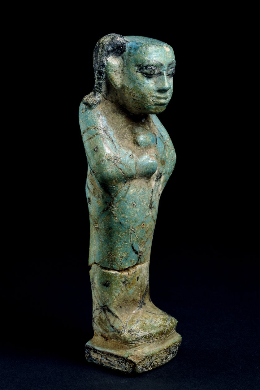 Statuett av et barn i en likkledde fajanse av Egyptian 12th Dynasty