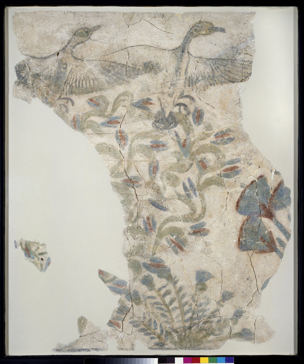 Fragment av malt fortau som viser gjess som flyr fra en myr, New Kingdom av Egyptian 18th Dynasty