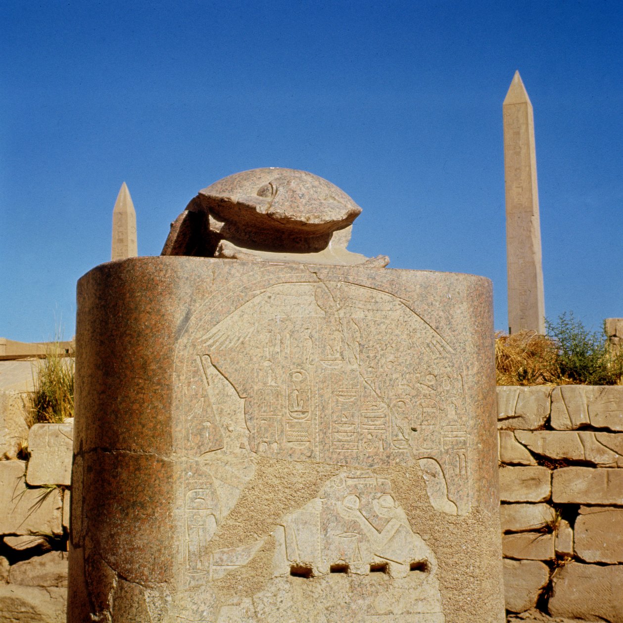 Hellig skarabee-statue i Amun-tempelet, reist av Amenhotep III og dedikert til solguden Atum-Kheperre, New Kingdom av Egyptian 18th Dynasty