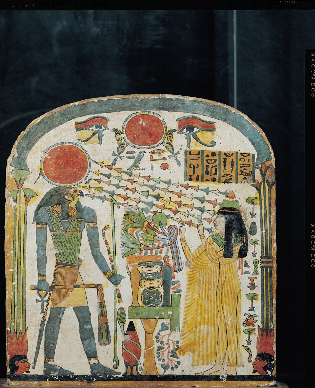 Stele of the Lady Taperet før Re-Horakhty, ca. 1000 f.Kr. (støkket og malt tre) av Egyptian 22nd Dynasty