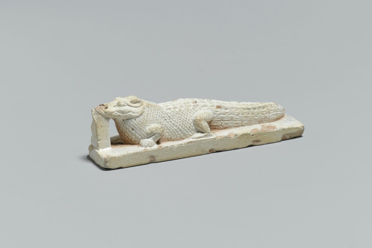 Krokodillefigur, fra Fayum, 332 BC-395 AD (fajanse) av Egyptian