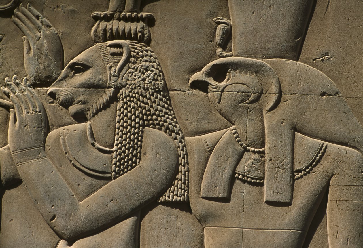 Detalj av et relieff, Bastet og Horus stein av Egyptian