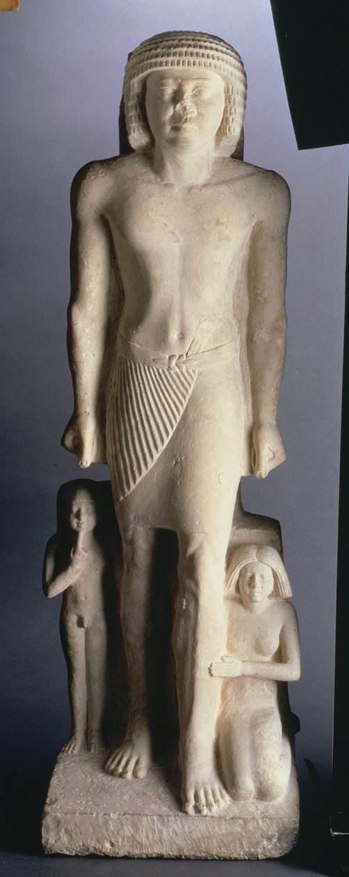 Familiegruppe, muligens fra Saqqara, Old Kingdom, sent 5. til tidlig 6. dynasti (malt kalkstein) av Egyptian