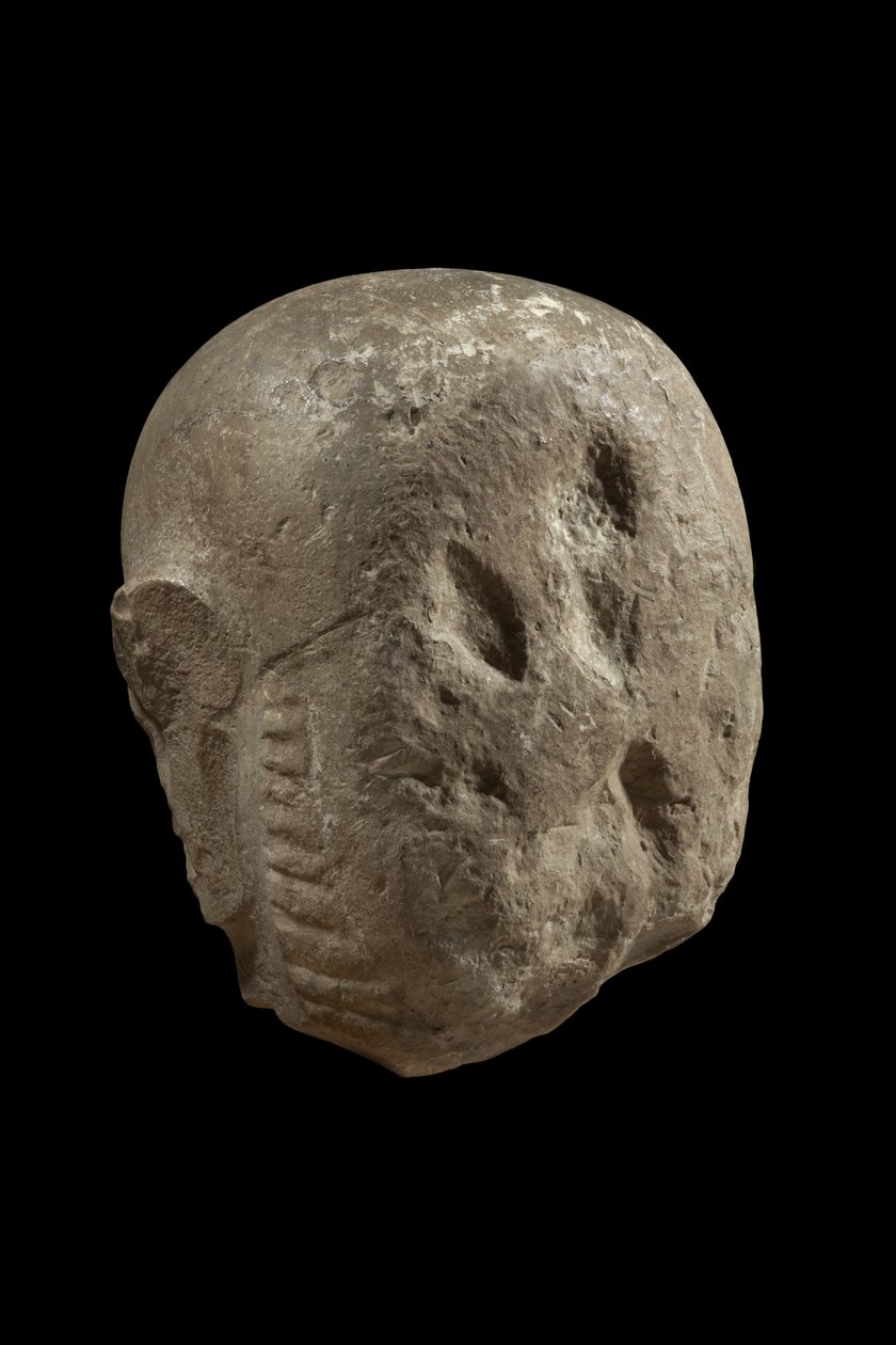 Hodet for statuen av guden Min (kalkstein) av Egyptian