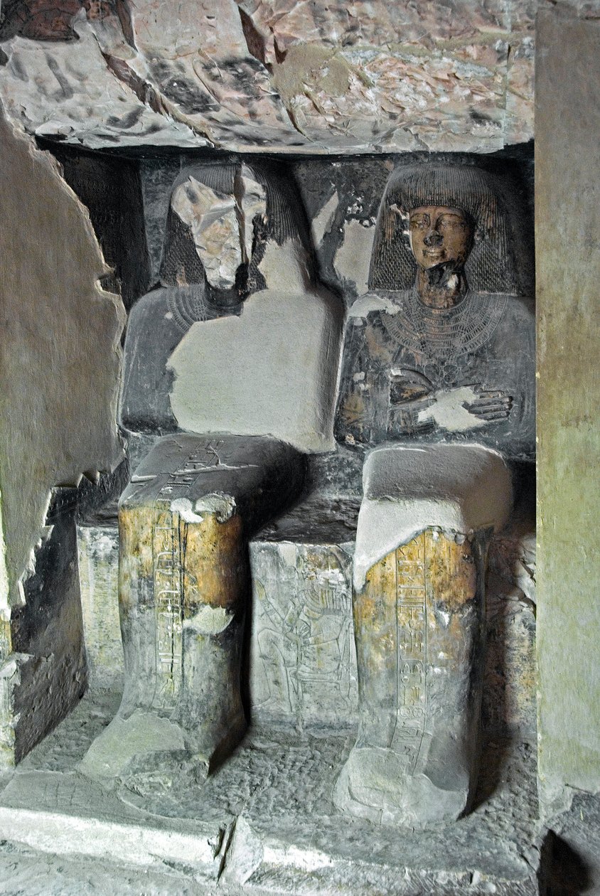 Egyptisk antikvitet: skulpturer nær graven til Kha em Het (Khaemhat) inspektør for loft og skriver ved hoffet til Amenophis III (TT57) som representerer skriveren og Imhotep. 18. dynasti. 1530-1290 f.Kr. Vallee des Nobles. Luxor, Vestbredden, Egypt av Egyptian 18th Dynasty