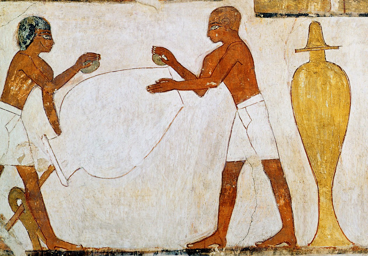 Gravering og polering av vaser i gull og sølv, fra graven til Rekhmire av Egyptian 18th Dynasty